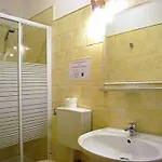 Hotel America
