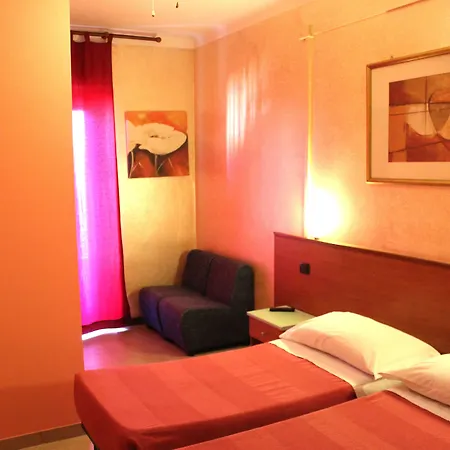 Hotel America *