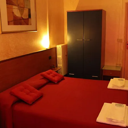 Hotel America *