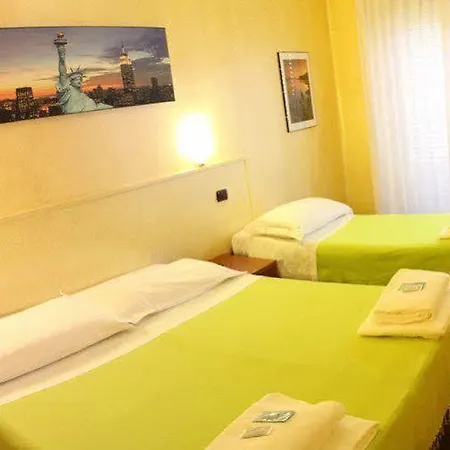 Hotel America