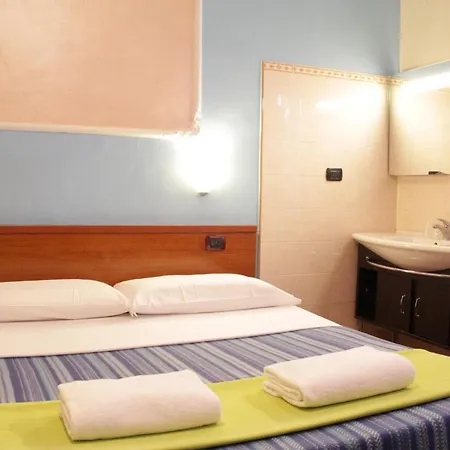 Hotel America *
